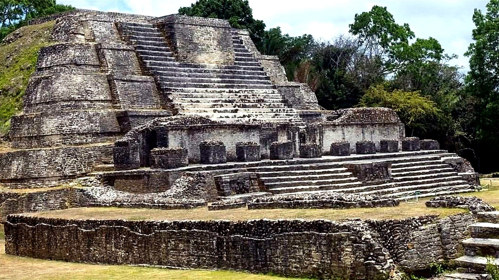 Altun Ha, Cave Tubing and Zipline from Belize City Belize tour photo